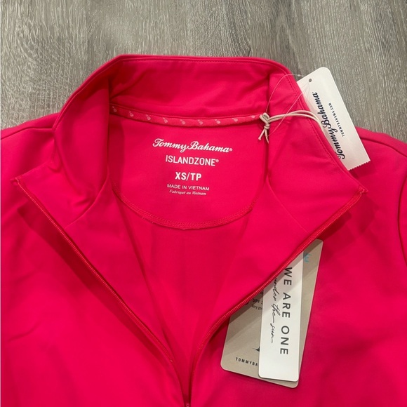NWT Tommy Bahama Women's Aubrey Mock Pull Over XS - Picture 4 of 5